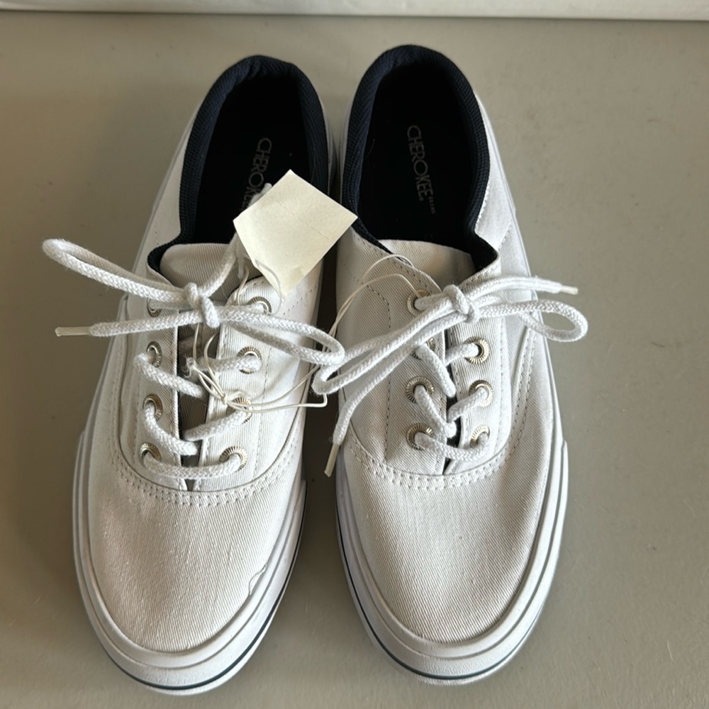 Mule tennis shoes